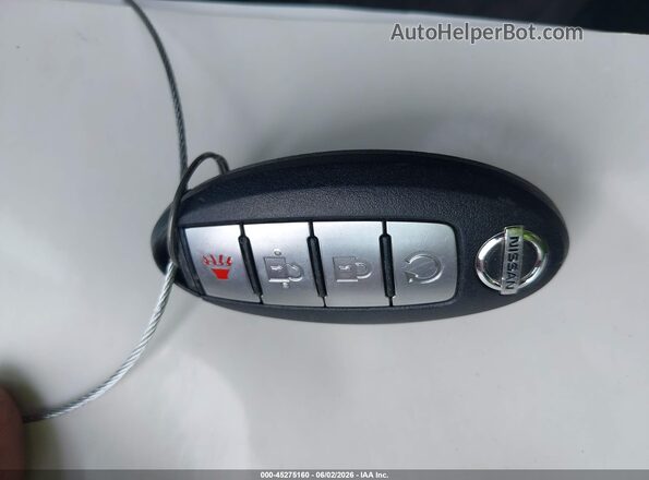 5N1AT2MV8HC820510 2017 NISSAN ROGUE Черный Вид панели приборов