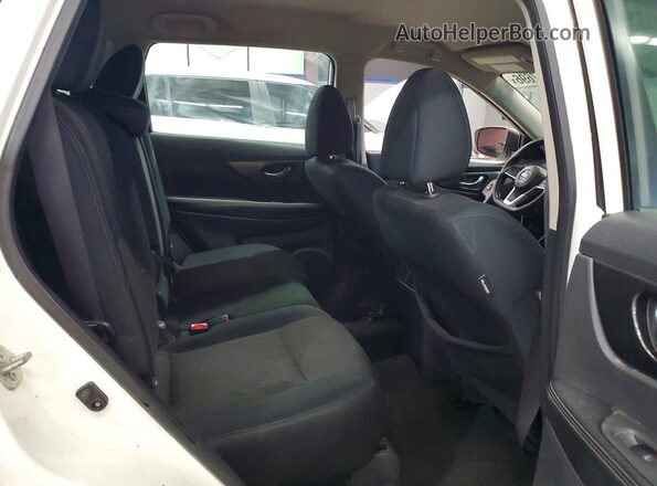 5N1AT2MV8HC847643 2017 NISSAN ROGUE White 