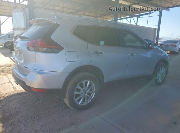 5N1AT2MV8KC734024 2019 NISSAN ROGUE Серебряный Задняя правая четверть