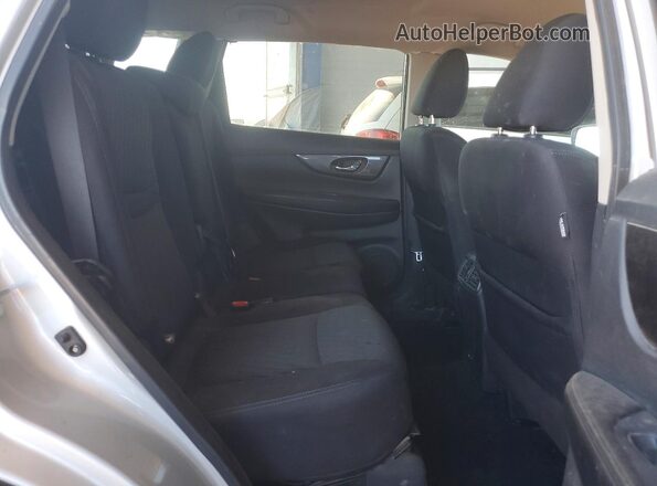 5N1AT2MV8KC734024 2019 NISSAN ROGUE Серебряный Вид задней части салона