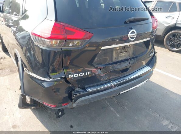 5N1AT2MV9HC751388 2017 NISSAN ROGUE Black Вид спереду