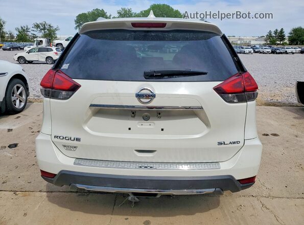 5N1AT2MV9JC814009 2018 NISSAN ROGUE White Հետևի տեսք