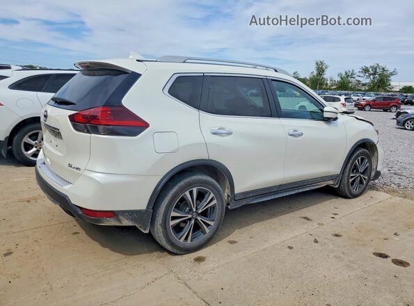 5N1AT2MV9JC814009 2018 NISSAN ROGUE White Հետևի աջ