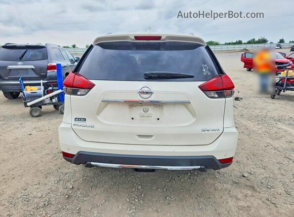 5N1AT2MV9KC747168 2019 NISSAN ROGUE White Rear view