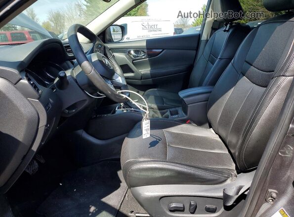 5N1AT2MV9KC781496 2019 NISSAN ROGUE Gray Вид салону спереду