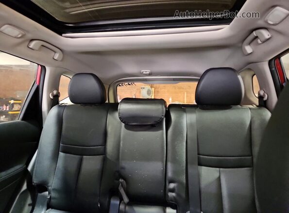 5N1AT2MVXGC833659 2016 NISSAN ROGUE Red Widok tylnych siedzeń