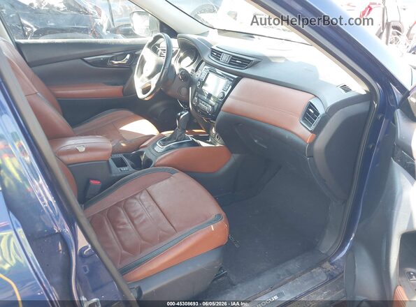 5N1AT2MVXHC754428 2017 NISSAN ROGUE Blue Вид салону спереду