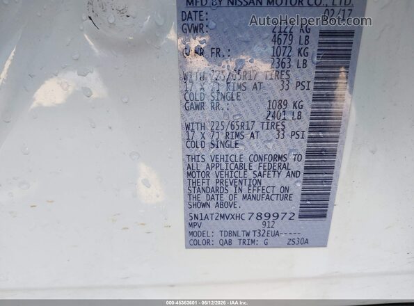 5N1AT2MVXHC789972 2017 NISSAN ROGUE White Widok komory silnika