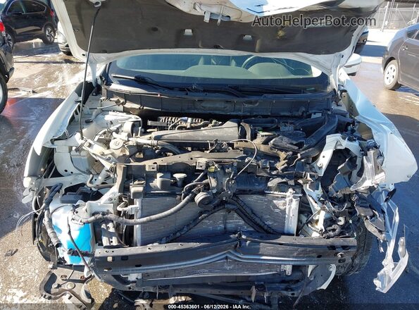 5N1AT2MVXHC789972 2017 NISSAN ROGUE White Widok z tyłu