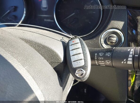 5N1AT2MVXHC789972 2017 NISSAN ROGUE White Widok deski rozdzielczej