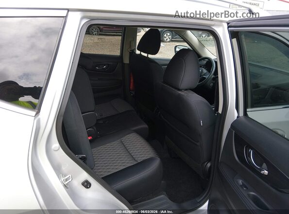 5N1AT2MVXHC892521 2017 NISSAN ROGUE Silver VIN კოდის სტიკერის ხედი