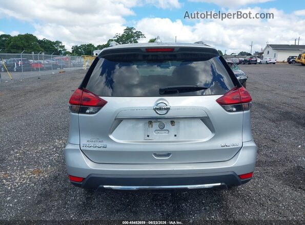 5N1AT2MVXJC731110 2018 NISSAN ROGUE Silver 