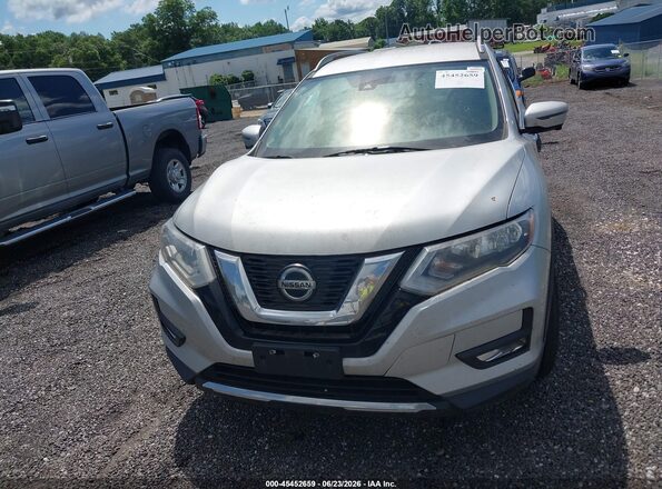 5N1AT2MVXJC731110 2018 NISSAN ROGUE Silver Vista del cuadro de instrumentos