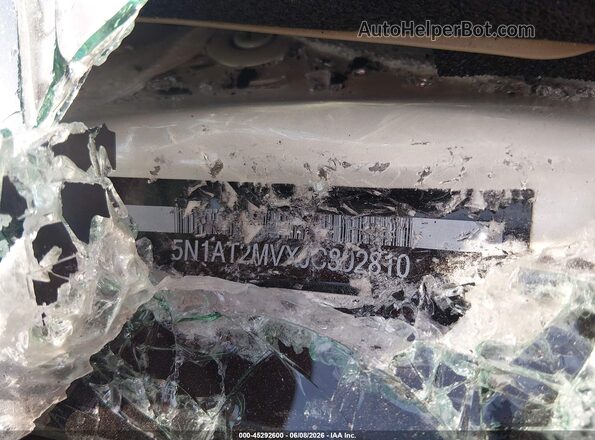 5N1AT2MVXJC802810 2018 NISSAN ROGUE White Engine compartment view
