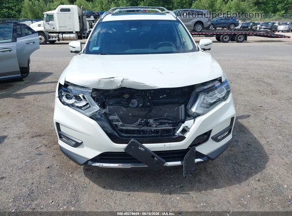 5N1AT2MVXLC729764 2020 NISSAN ROGUE Белый Вид задней части салона