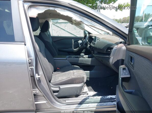 5N1AT3AB1MC835537 2021 NISSAN ROGUE Серый Вид салона спереди