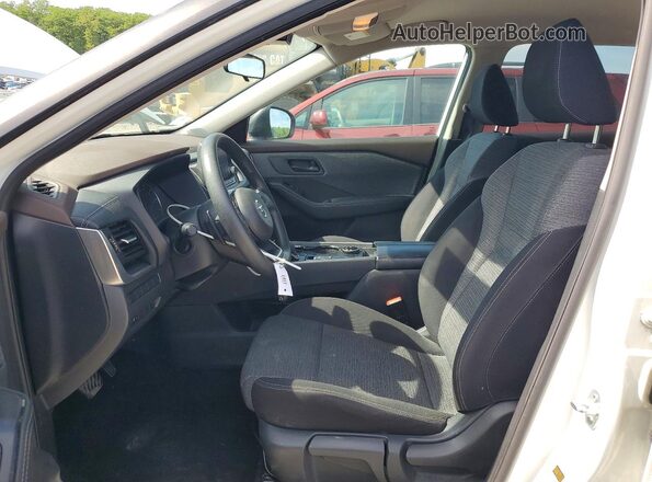 5N1AT3AB4MC733326 2021 NISSAN ROGUE White Front interior view