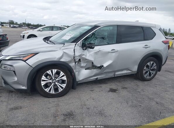 5N1AT3BA3MC745618 2021 NISSAN ROGUE Silver Դիմացի տեսք