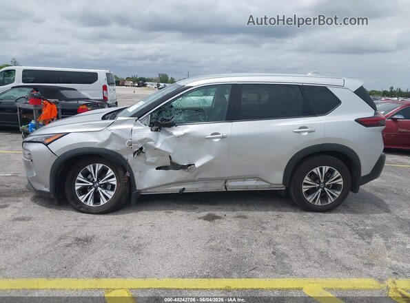 5N1AT3BA3MC745618 2021 NISSAN ROGUE Silver Սալոնի 360 աստիճան տեսք