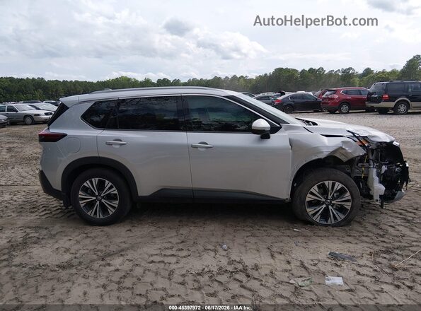 5N1AT3BA6MC718171 2021 NISSAN ROGUE Silver Rear interior view