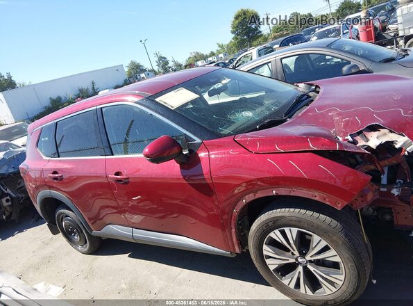 5N1AT3BAXMC820685 2021 NISSAN ROGUE Бордовый Вид задней части салона