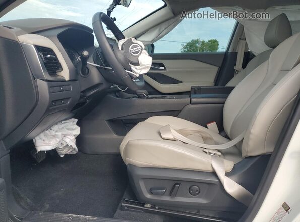 5N1AT3BAXMC844338 2021 NISSAN ROGUE White 