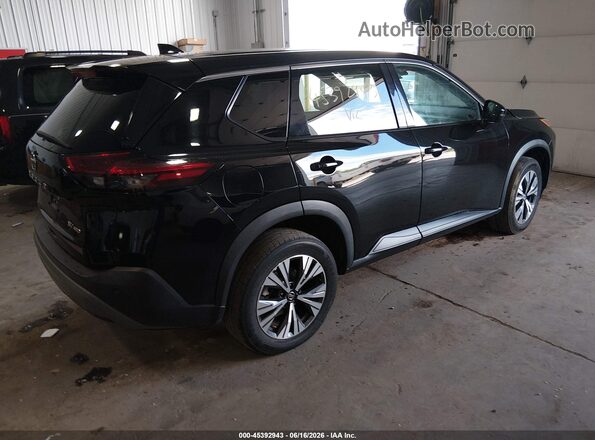 5N1AT3BB1MC746484 2021 NISSAN ROGUE Черный Задняя правая четверть