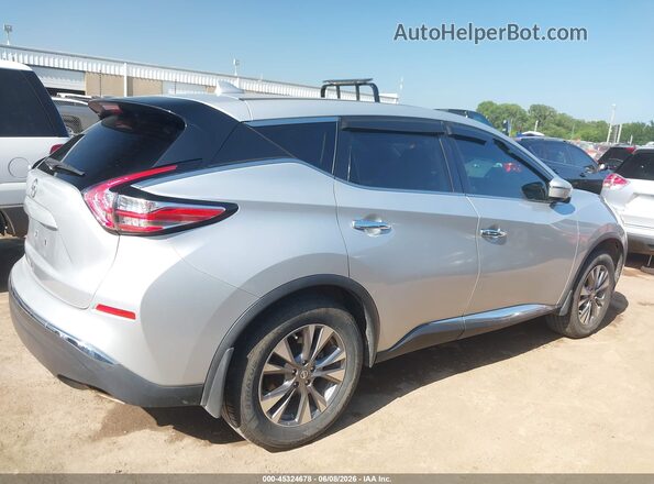 5N1AZ2MG2HN167032 2017 NISSAN MURANO Silver Widok wnętrza z tyłu