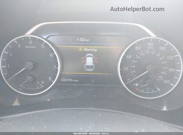 5N1AZ2MH0HN107419 2017 NISSAN MURANO Red Widok tylnych siedzeń