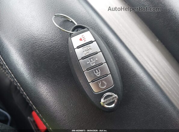 5N1AZ2MH0HN168530 2017 NISSAN MURANO Blue Dashboard view