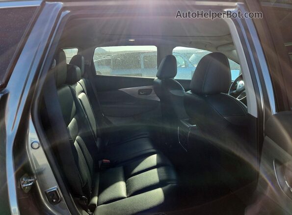 5N1AZ2MH4HN144439 2017 NISSAN MURANO Gray Vista interior trasera