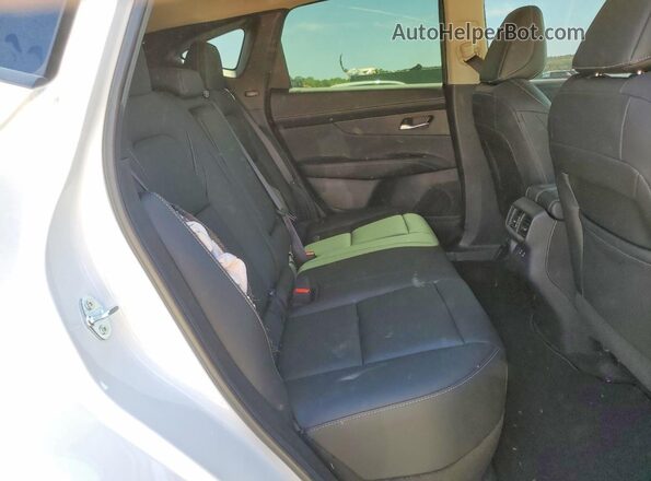 5N1AZ3CS6SC126711 2025 NISSAN MURANO White Vista de los asientos traseros
