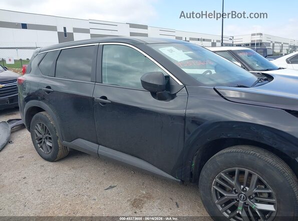 5N1BT3AA0PC871008 2023 NISSAN ROGUE Black Rear interior view