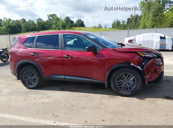 5N1BT3AA1TC691465 2026 NISSAN ROGUE Красный Вид задней части салона