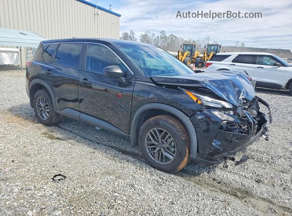 5N1BT3AA2PC759875 2023 NISSAN ROGUE Черный Передняя правая четверть