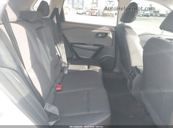 5N1BT3AB1PC754532 2023 NISSAN ROGUE White Widok naklejki z numerem VIN