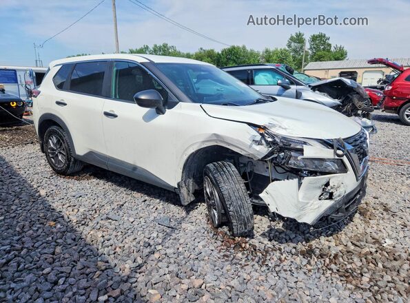 5N1BT3AB2PC775261 2023 NISSAN ROGUE White Front right