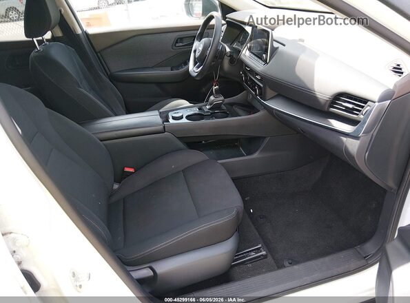 5N1BT3AB2PC776779 2023 NISSAN ROGUE White Front interior view