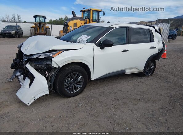 5N1BT3AB3RC697656 2024 NISSAN ROGUE White Առջևի ձախ երեք քառորդ տեսարան