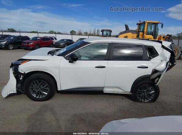 5N1BT3AB3RC697656 2024 NISSAN ROGUE White Սալոնի 360 աստիճան տեսք