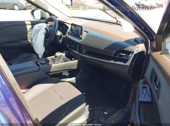 5N1BT3AB6PC931222 2023 NISSAN ROGUE Синий Вид салона спереди