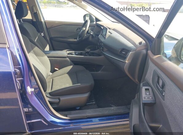 5N1BT3AB7PC737850 2023 NISSAN ROGUE Синий Вид салона спереди