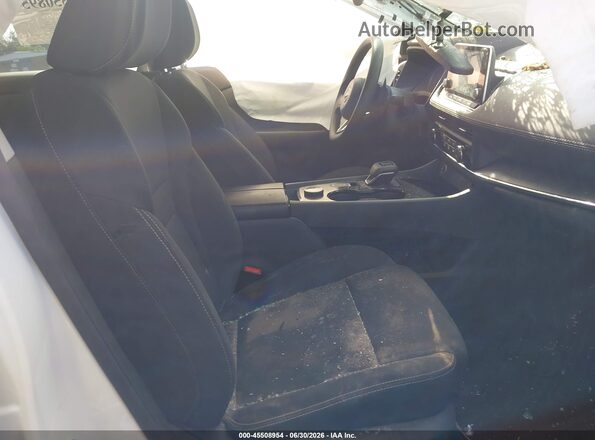 5N1BT3AB8PC801104 2023 NISSAN ROGUE White Вид салону спереду