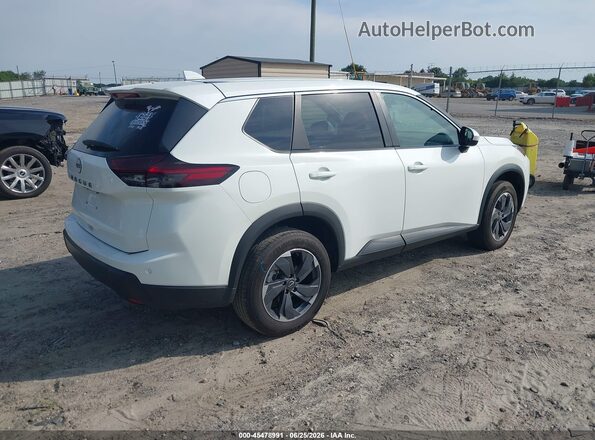 5N1BT3BA1SC787495 2025 NISSAN ROGUE Белый Задняя правая четверть