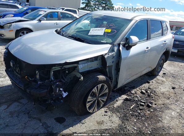 5N1BT3BA3PC846568 2023 NISSAN ROGUE Silver Передня ліва чверть