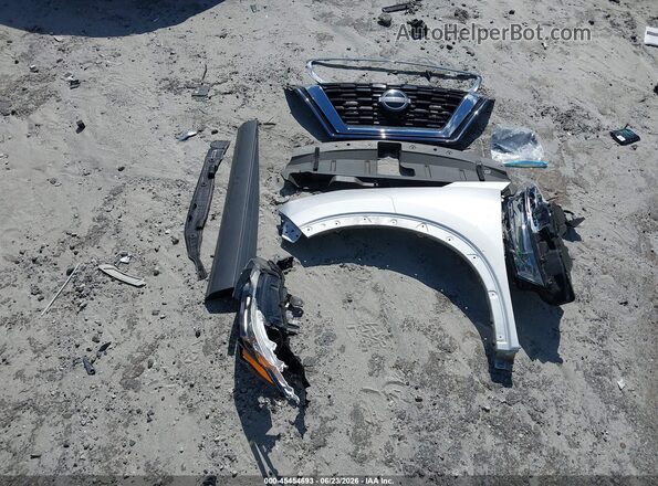 5N1BT3BA3PC846568 2023 NISSAN ROGUE Silver Вид щитка приладів