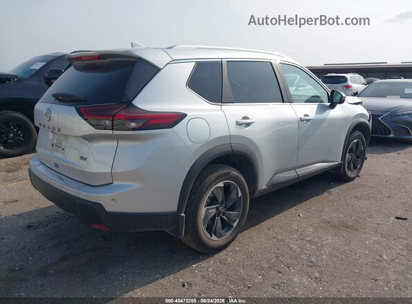 5N1BT3BA4RC712588 2024 NISSAN ROGUE Silver Rear right