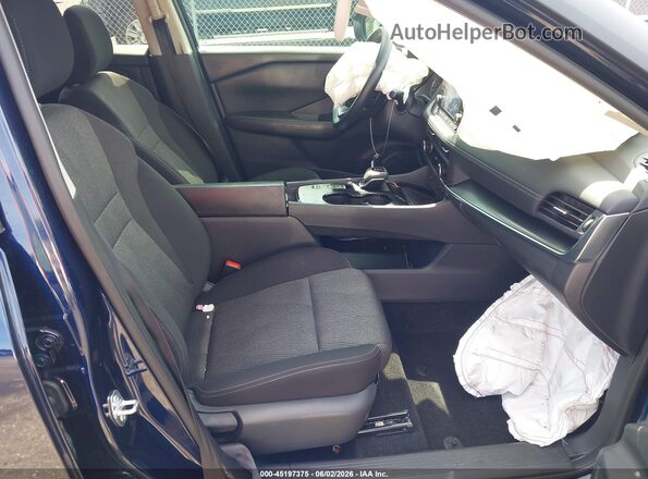 5N1BT3BA4RC758017 2024 NISSAN ROGUE Blue Вид салону спереду