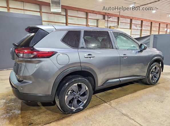 5N1BT3BA4TC682080 2026 NISSAN ROGUE Gray Задня права чверть