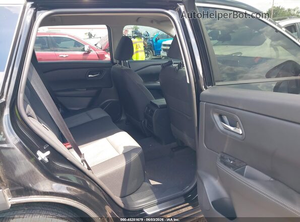 5N1BT3BA5SC769582 2025 NISSAN ROGUE Black Widok naklejki z numerem VIN